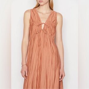 FRAME
Cinched V-Neck Crinkled Midi Dress in Terracotta